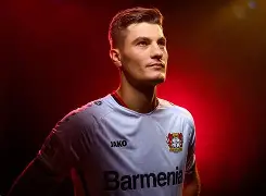 勒沃库森训练开放日，窗口期门线救险引欢呼，葡超在即，更衣室氛围转暖(各种枪械的闭锁原理)