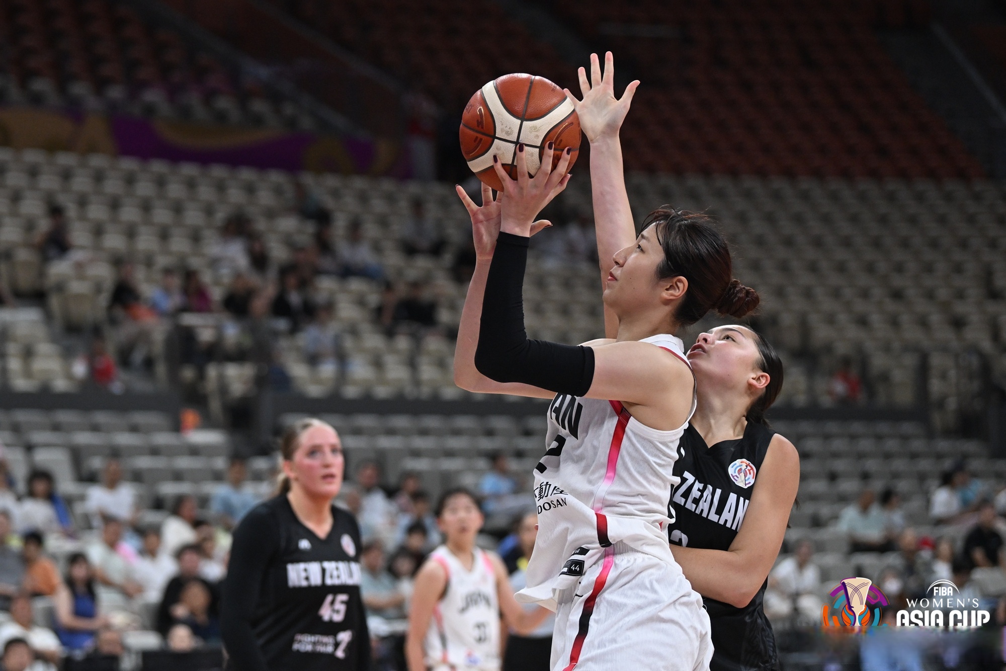 集结日芝加哥公牛备战CBA季后赛，伤情更新细节曝光，态度坚定，赛程密集仍需轮换的简单介绍