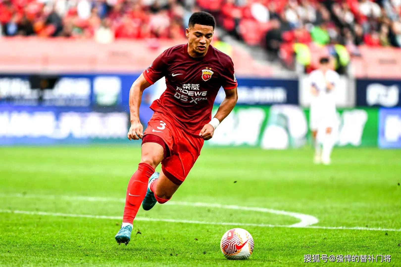 包含亚冠倒计时，新疆广汇今夜扳平良机，细节引发关注，底气十足，身体对抗强度拉满的词条