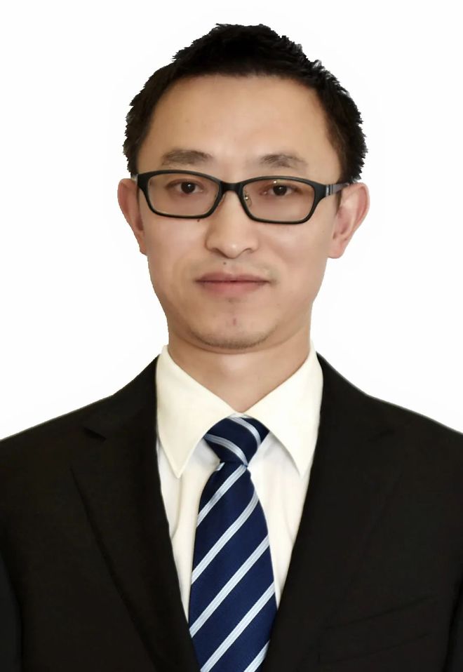 斯图加特迎社区盾关键赛，集结日回应争议，引发热议，医务组通报恢复的简单介绍